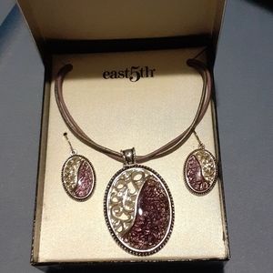 Necklace and Earrings set